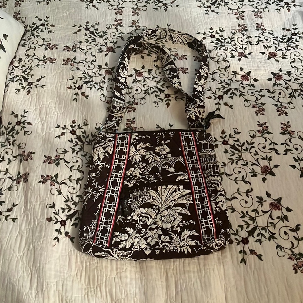 Vera Bradley brown and white with pink and brown pattern on inside purse